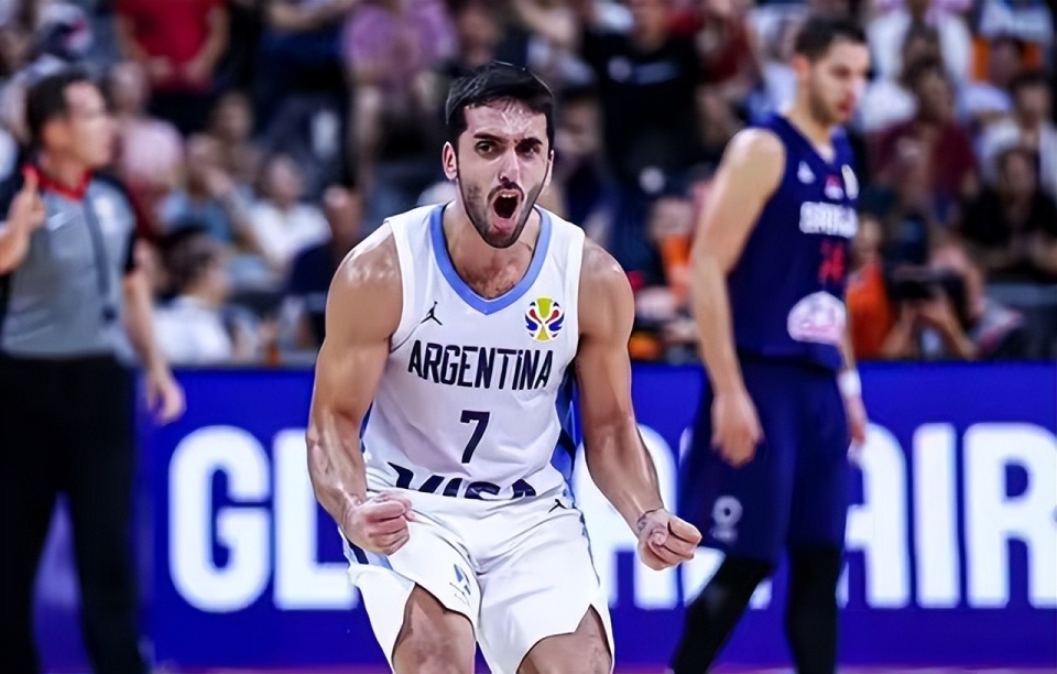 他都比阿尔, 他们有亚历 他都比阿尔, 他们有亚历