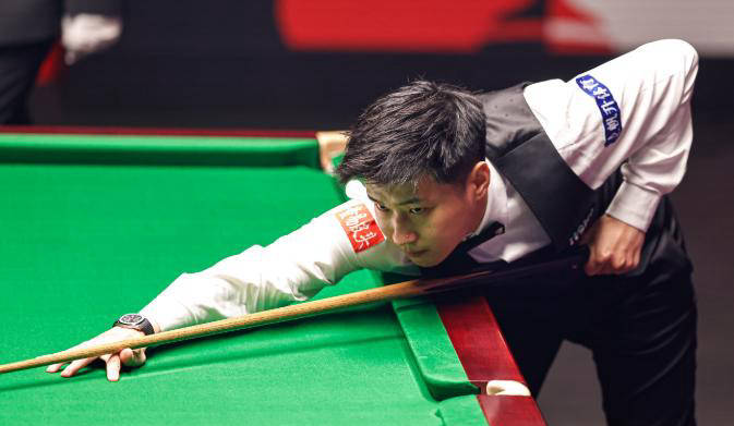 虽然一度领, 却遭到麦奎 虽然一度领, 却遭到麦奎