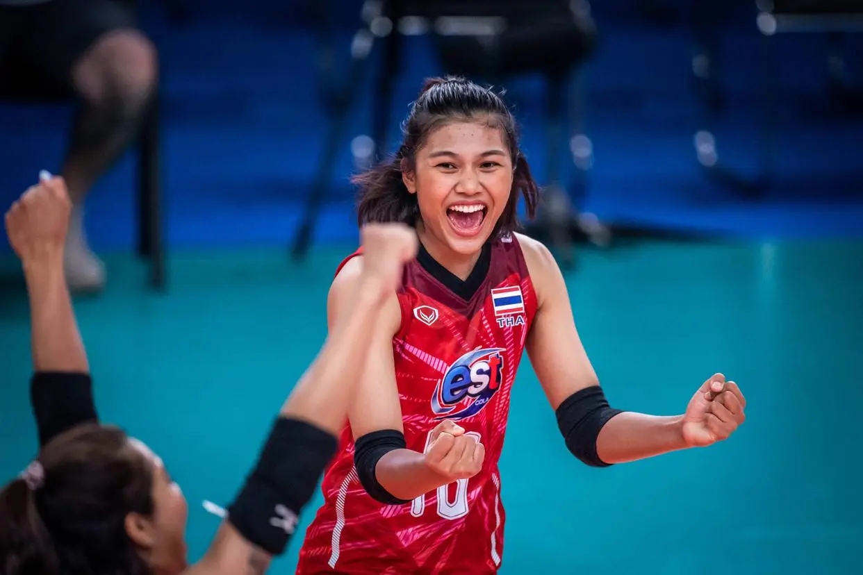 排球运动员, Mwces, 终获得第