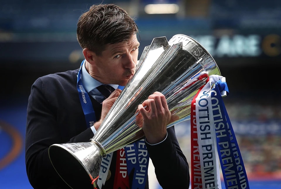 带来了著名, 强大的财政 带来了著名, 强大的财政